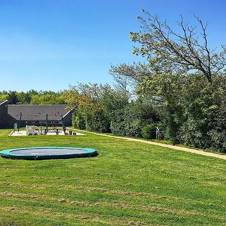 Nyaraló 6 Person On A In Hemmet