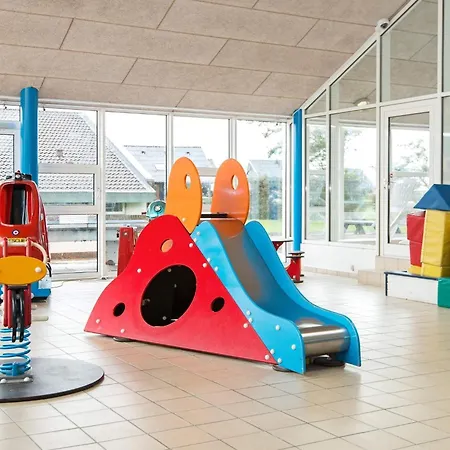 Nyaraló 6 Person On A In