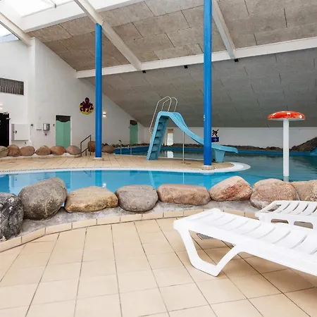 6 Person On A In Hébergement de vacances *